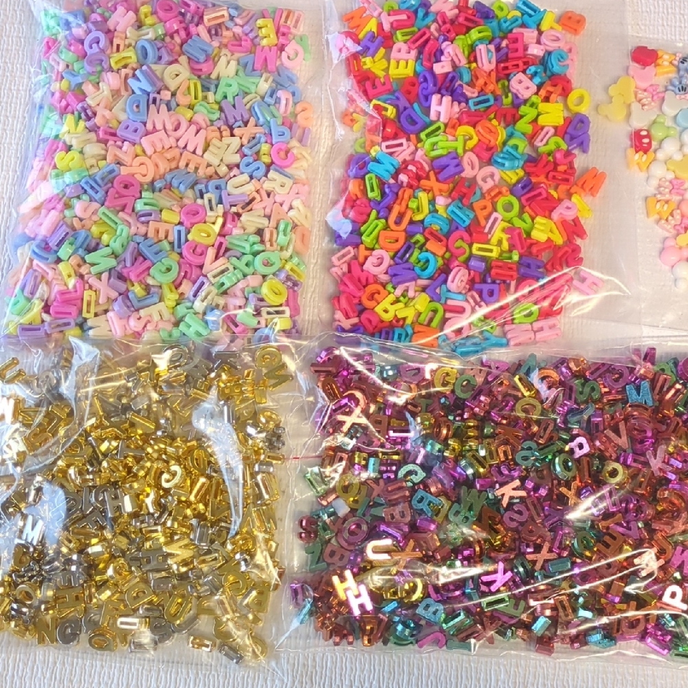 🌸Colorful Alphabet Beads for Crafting with Ribbons